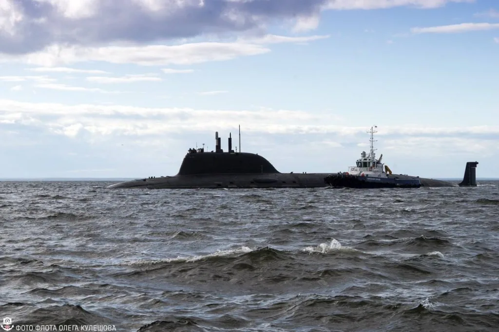 Возвращение новейшего атомного подводного крейсера «Пермь» проекта «Ясень-М» после прохождение ЗХИ