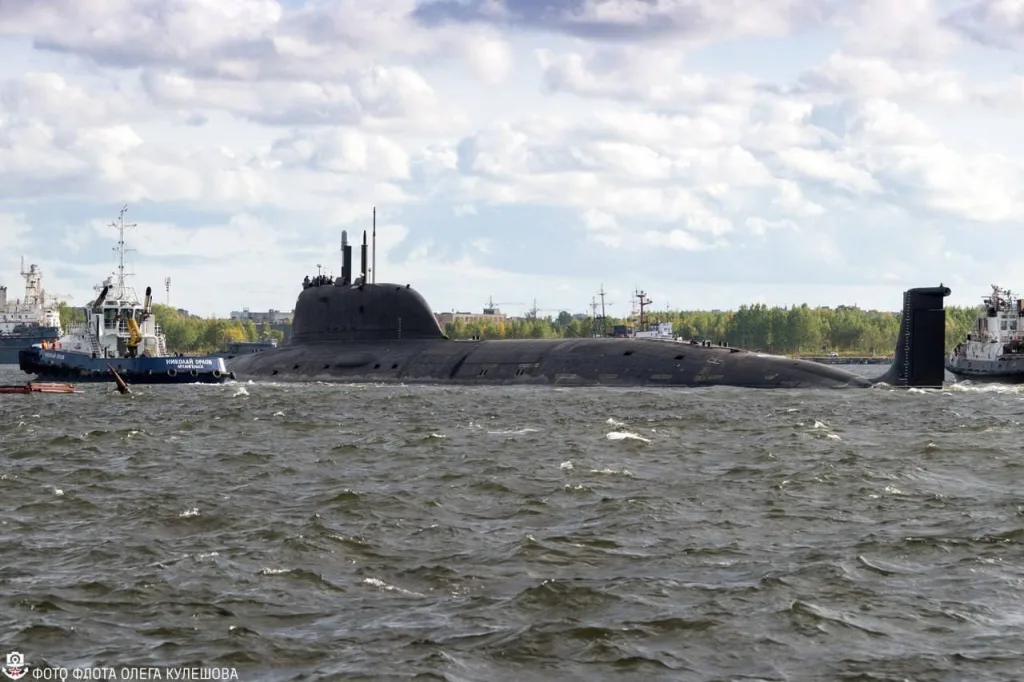 Возвращение новейшего атомного подводного крейсера «Пермь» проекта «Ясень-М» после прохождение ЗХИ