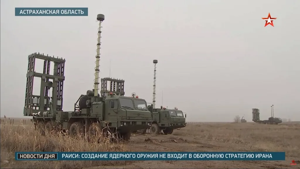 Тем временем «Алмаз-Антей» рапортует, что вдвое нарастил объемы производства ЗРС С-350 «Витязь» и С-400 «Триумф»