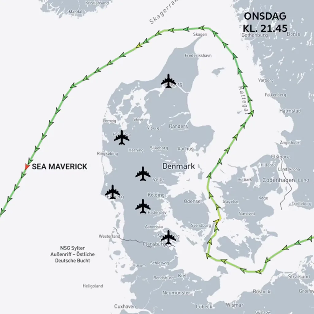 Два связанных с Россией судна находились в непосредственной близости от датских аэропортов в момент пролета над ними неизвестных дронов, вновь сообщает датский государственный канал TV 2