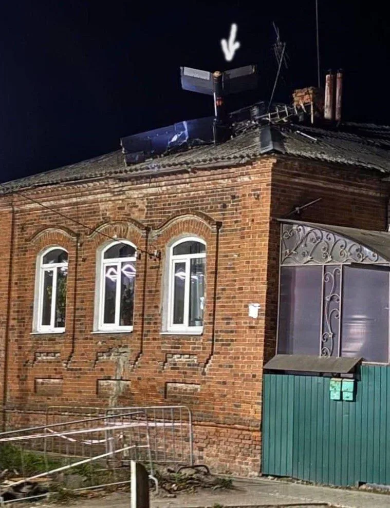 Российская ПВО ночью уничтожила 41 украинский БПЛА: 12 – над Курской, 10 – Брянской, 8 – над Белгородской, 4 – над Тульской, 3 – над Ярославской, 2 – над Ростовской, по 1 – над Новгородской и Самарской обл.