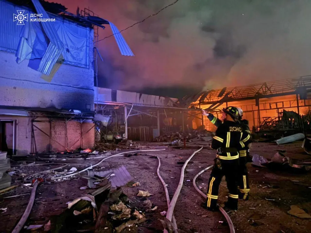 ВС РФ ночью нанесли удары по военным объектам в десяти областях Украины