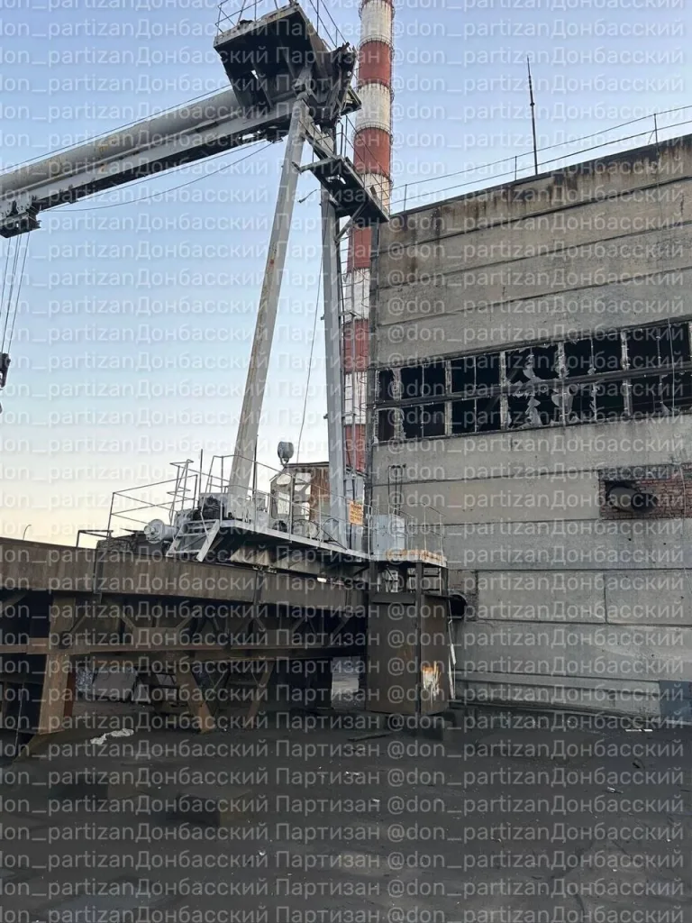 Краматорск: точечные удары по базе артиллерийской логистики ВСУ — уничтожены склады боеприпасов и техника