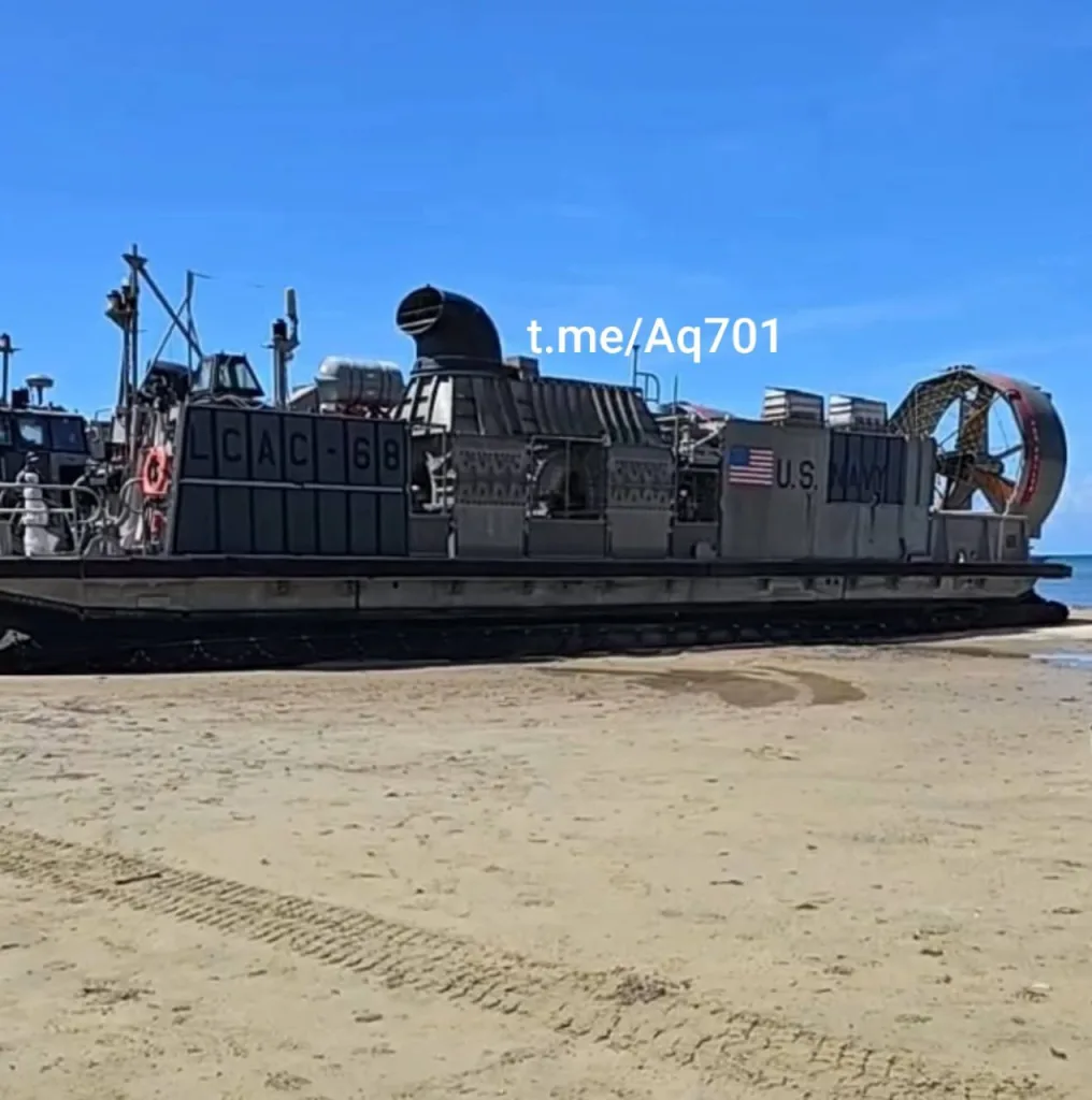 Кадры тех самых масштабных учений КМП США по высадке морского десанта в Пуэрто-Рико, расположенного зеркально по отношению к столице Венесуэлы Каракасу