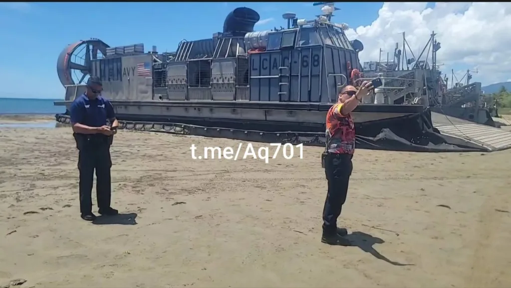 Кадры тех самых масштабных учений КМП США по высадке морского десанта в Пуэрто-Рико, расположенного зеркально по отношению к столице Венесуэлы Каракасу