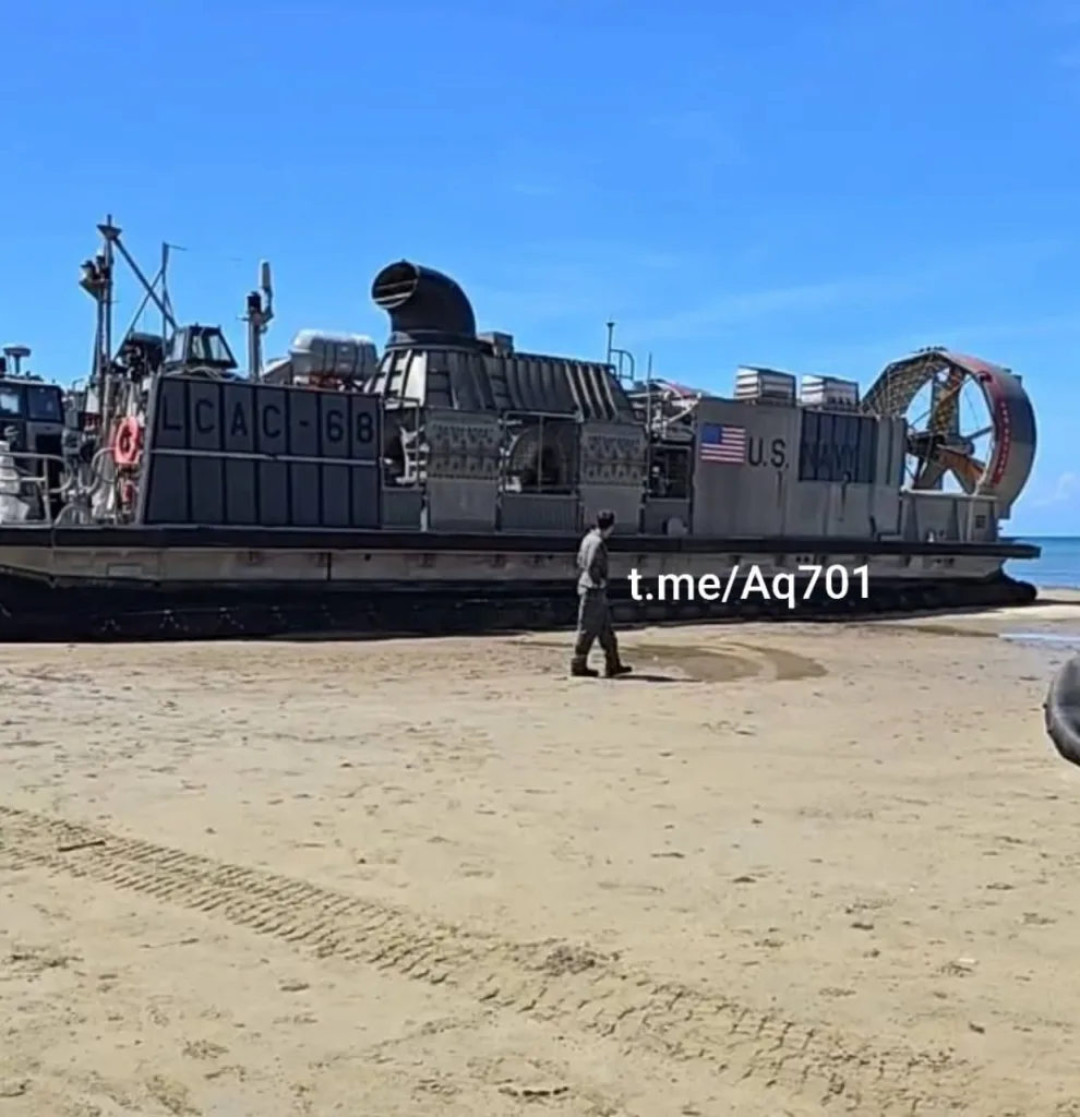 Кадры тех самых масштабных учений КМП США по высадке морского десанта в Пуэрто-Рико, расположенного зеркально по отношению к столице Венесуэлы Каракасу