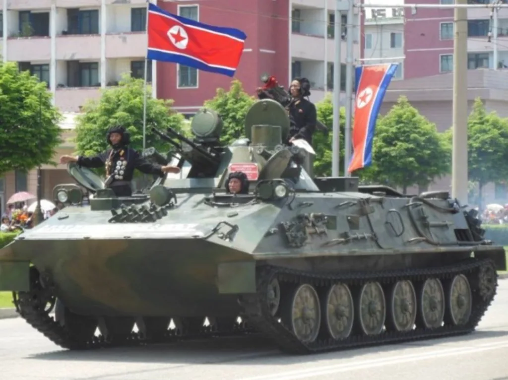 Ещё одним гусеничным творением ВПК KНДР на ниве бронетехники для пехоты является довольно оригинальный образец