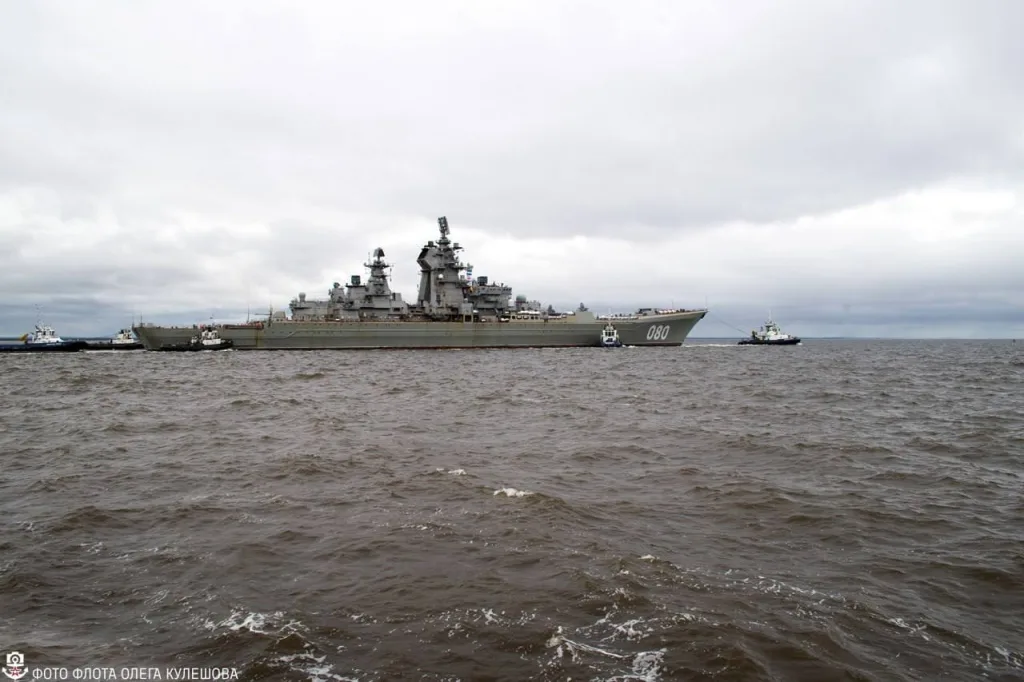 МО рапортует, что тяжелый атомный ракетный крейсер 1-го ранга «Адмирал Нахимов» проекта 11442М (080) завершил первый этап заводских ходовых испытаний