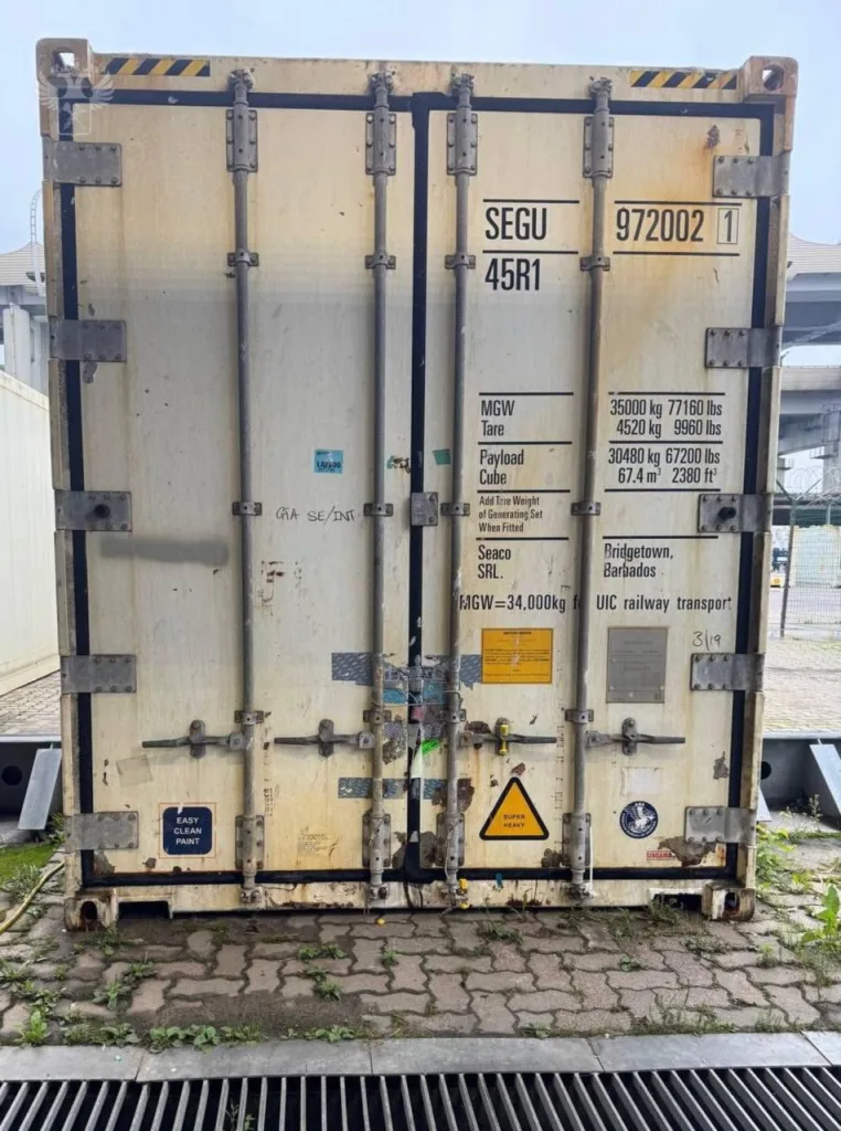 Полторы тонны кокаина в бананах: крупнейшая контрабанда задержана в Петербурге