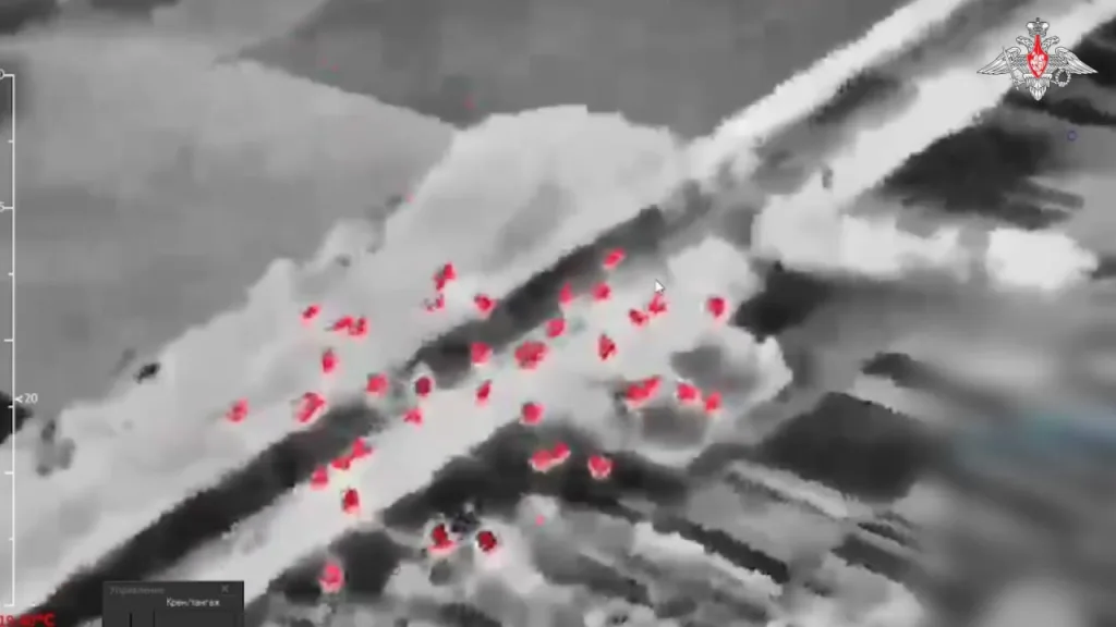 Удар двух ракет ОТРК "Искандер-М" с кассетной и осколочно-фугасной боевой частью по позиции ЗРК С-300ПС ВСУ возле поселка Прогресс Черниговской области