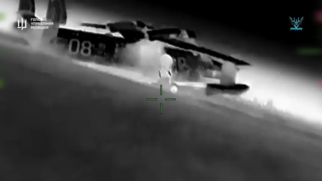 Удары по противолодочным самолетам-амфибиям Бе-12 «Чайка» и вертолету Ми-8 в Крыму украинскими дронами-камикадзе со Starlink