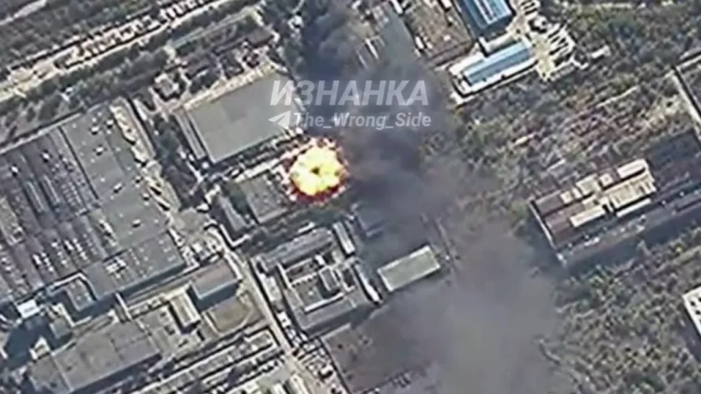 Комбинированный удар "Гераней-2" и ОТРК "Искандер-М" по цеху ремонтно-восстановительного батальона ВСУ в Запорожье