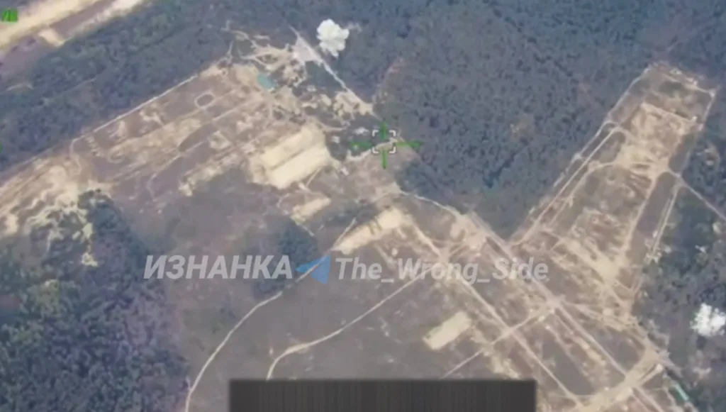 Нанесение комбинированного удара с применением ОТРК «Искандер-М» и дронов-камикадзе «Герань-2» по полигону Гончаровский в Черниговской области, о котором вчера заявлял аккаунт сухопутных войск ВСУ