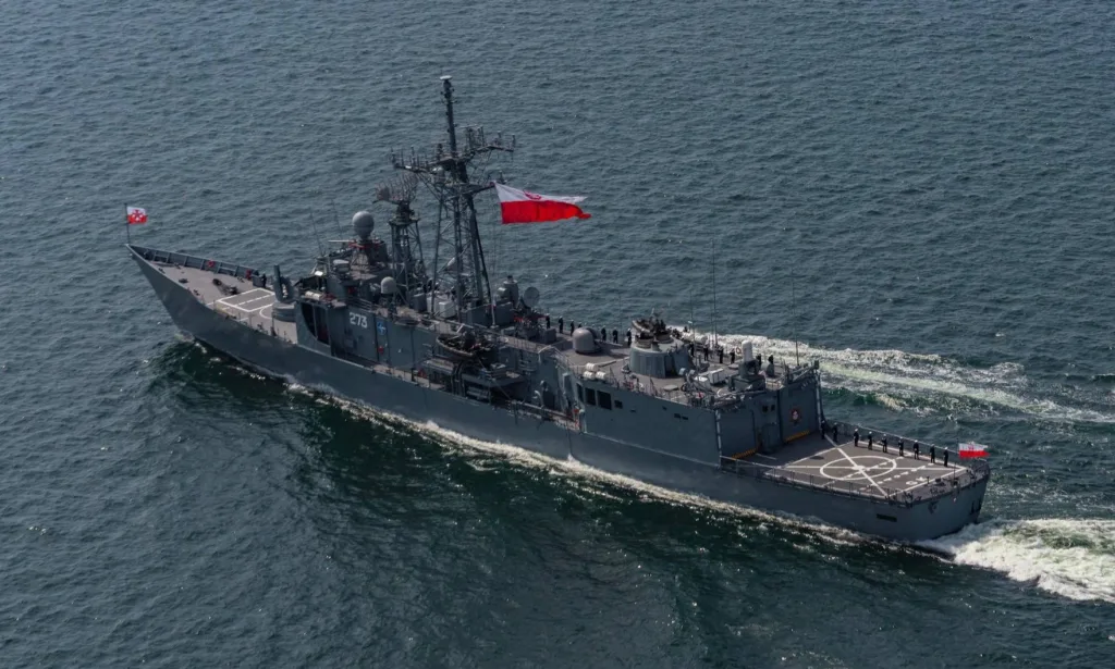 На фоне ухудшения оперативной обстановки в Балтийском регионе Польша и Швеция проводят двусторонние учения «Gotland Sentry» для проверки боеготовности в наиболее уязвимых районах Балтийского моря