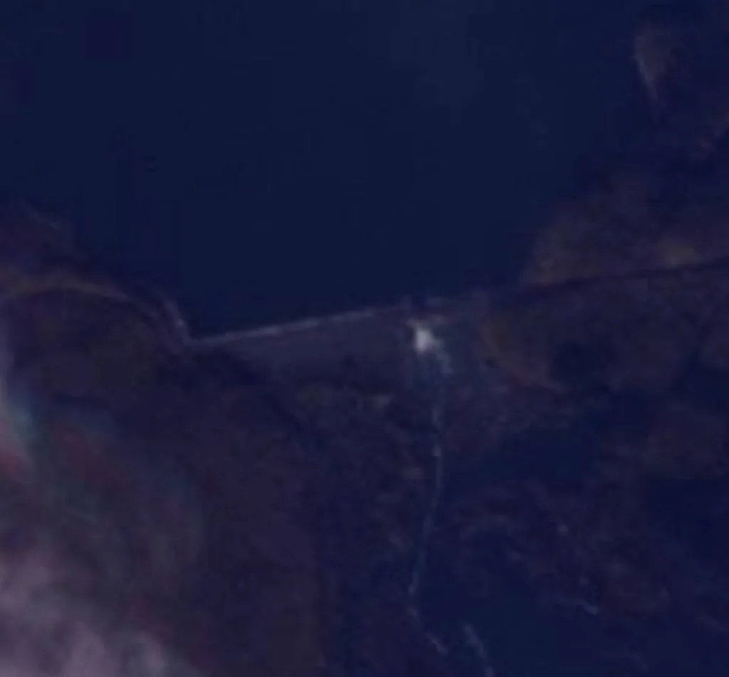 После сброса воды фиксируется понижение ее уровня в Белгородском водохранилище примерно на метр (села Нижний Ольшанец и Маслова Пристань), а также, соответственно, его повышение в селах ниже по течению (Безлюдовка, Нежиголь)