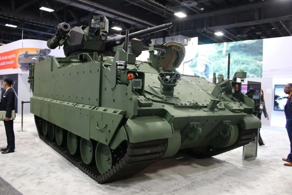 Десятка выставочных образцов американского вооружения с AUSA 2025, которые должны оказать наибольшее влияние на будущий облик армии США