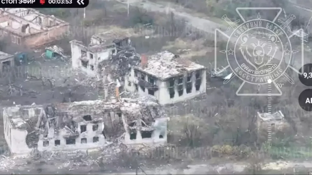Снос здания с украинскими солдатами в Волчанске ударом корректируемой ракеты из РСЗО "Торнадо-С"