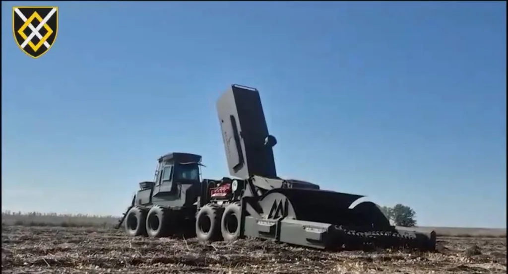 Редкая шведская бронированная колесная машина разминирования ScanJack 3500 на вооружении 47-й отдельной бригады инженерной поддержки ВСУ