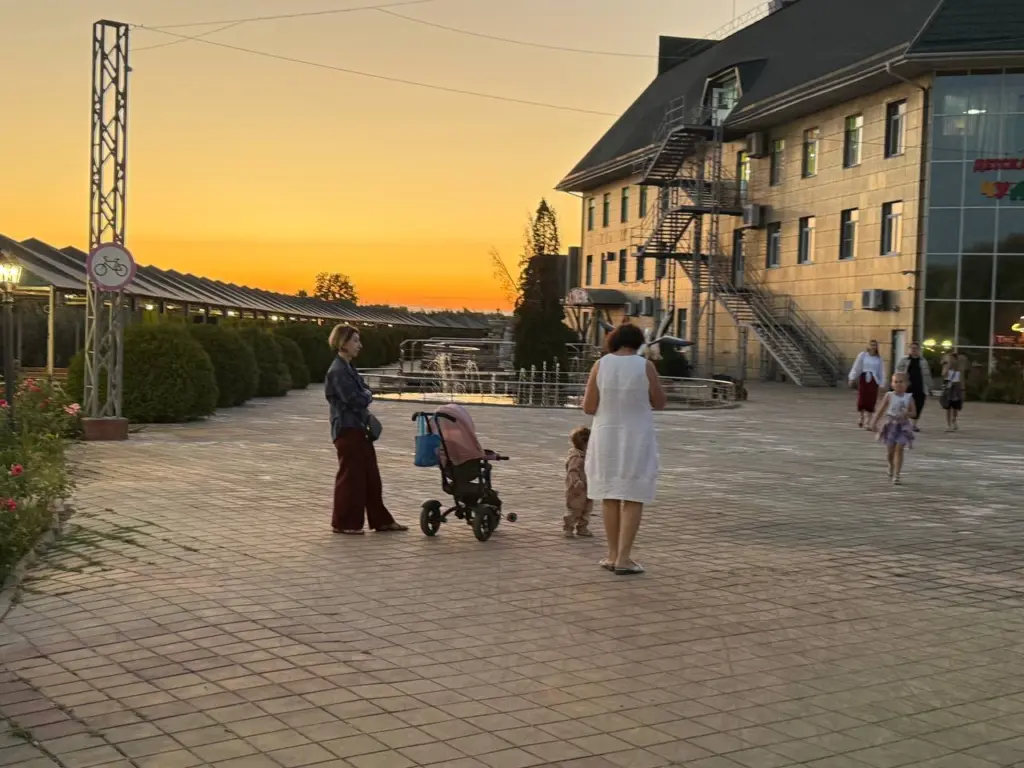 Редкое и очень красивое имя для мужчины, означает «Божий дар»: назовите так сына и подарите ему успех и целеустремленность