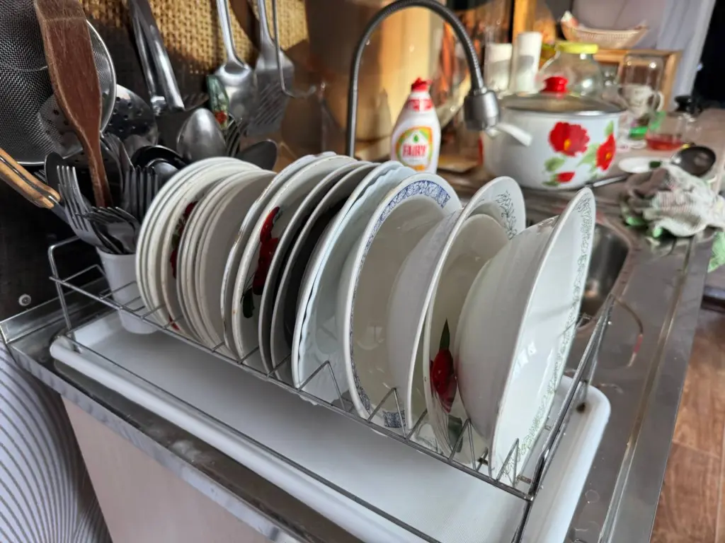 Посуда будет сверкать, как новая: моющее средство из СССР, о котором все подзабыли