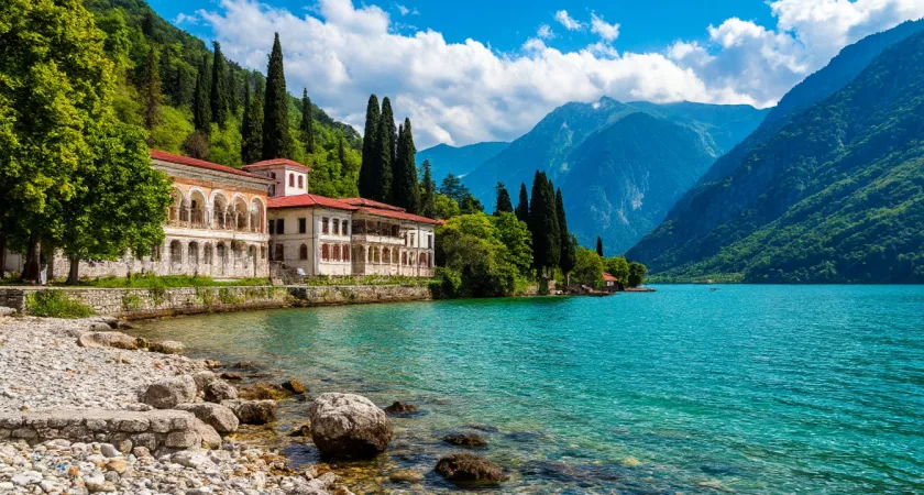 Семейная пара из Абхазии рассказала, чем кормят туристов — правда, о которой никто не говорит