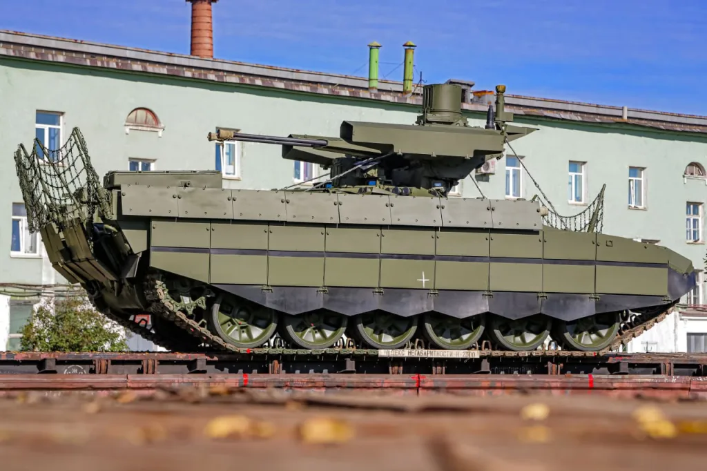 «Уралвагонзавод» отчитался об отправке в войска новой партии БМПТ «Терминатор»