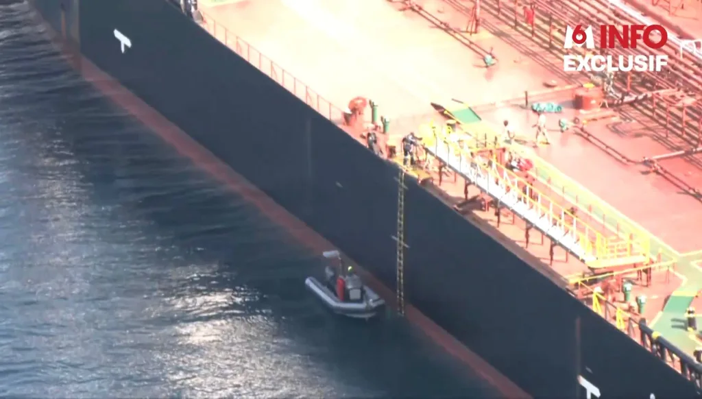 Спецназ ВМС Франции задержал российский танкер PUSHPA, подозреваемый в запуске дронов в Дании