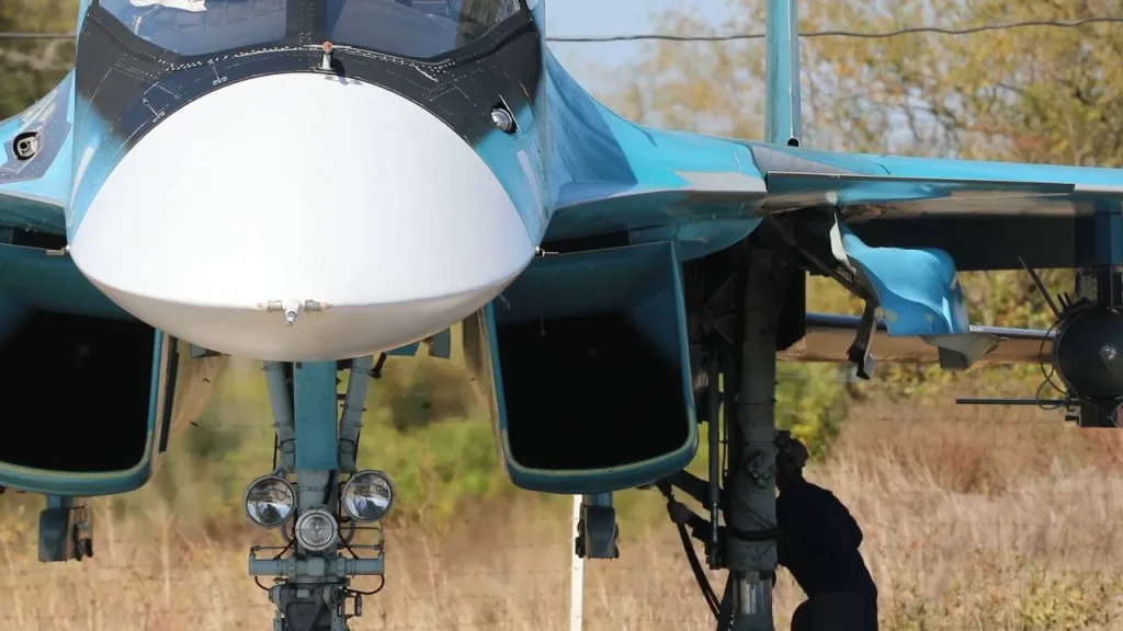 Боевой вылет истребителя-бомбардировщика Су-34 на применение четырёх ФАБ-500Т с УМПК в интересах группировки войск «Юг»