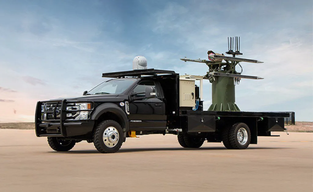 Очередной пример дешевого антидронового ЗРК это система BRAWLR от американской компании Sierra Nevada Corp