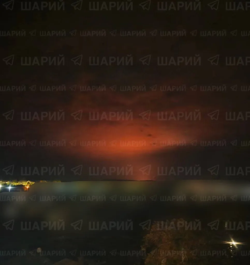 Кривой Рог под массированной атакой дронов: в городе пожары и взрывы