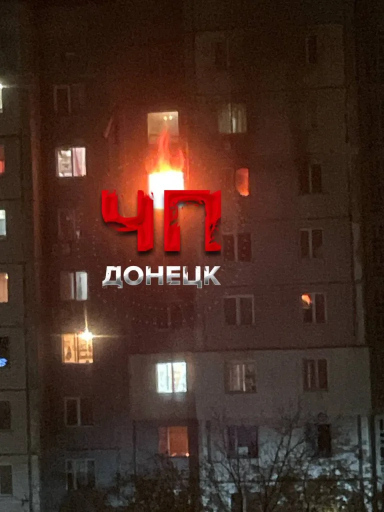 Укронацисты продолжают бить по мирному населению ЛНР и ДНР