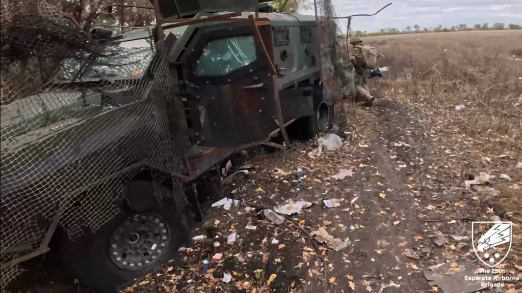 Кадры, снятые противником из состава РУБАК 25-й бригады ДШВ на Покровском направлении