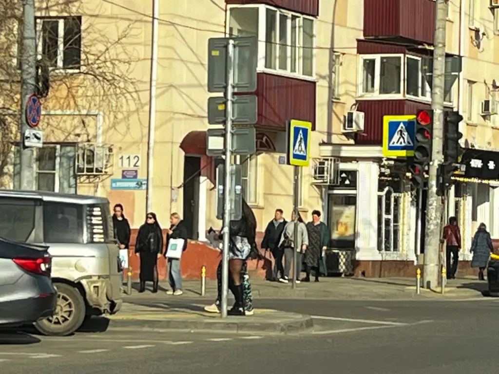 4 цвета в одежде, которые предпочитают носить психопаты: проверим себя и друзей