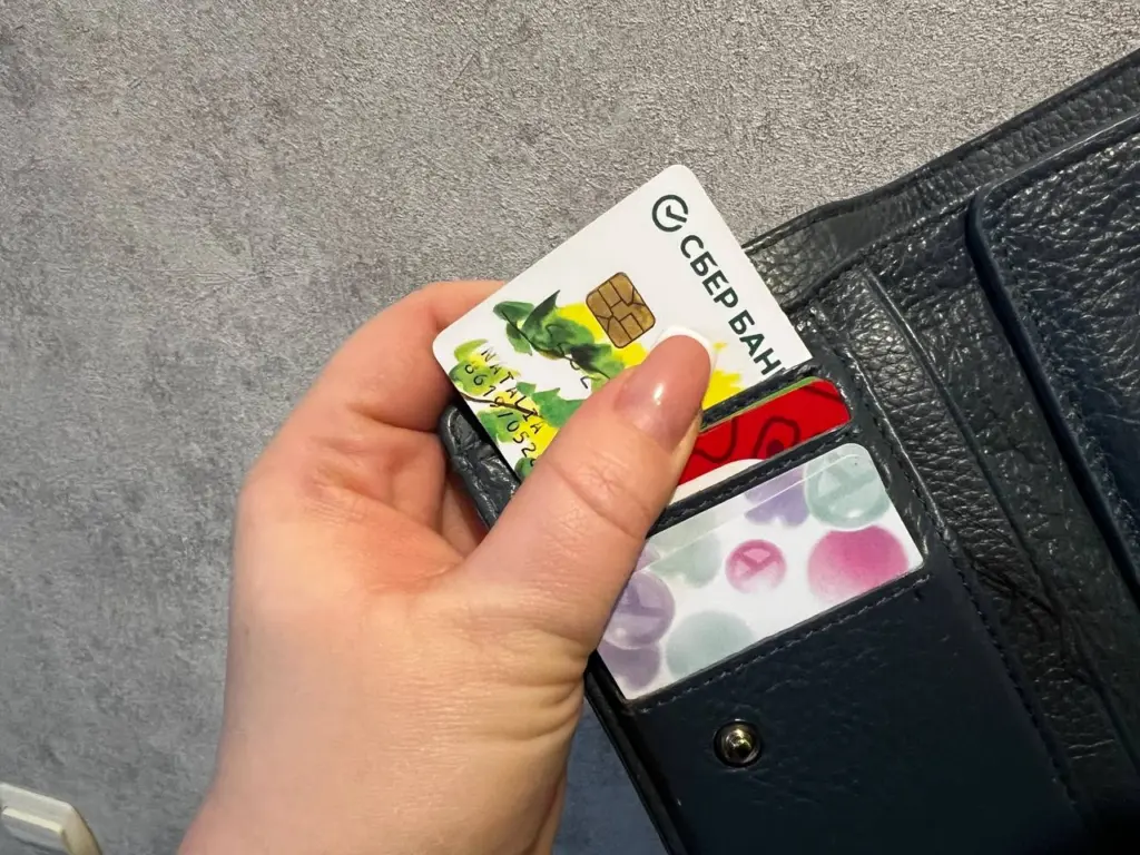 Не переводите деньги даже близким: какие переводы банки считают подозрительными