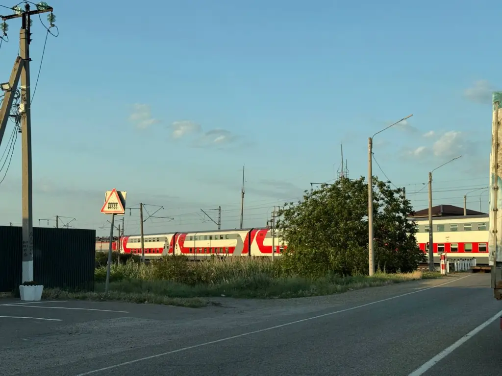 Люди в ярости сдают билеты обратно: в поездах отныне делать это строго запрещено