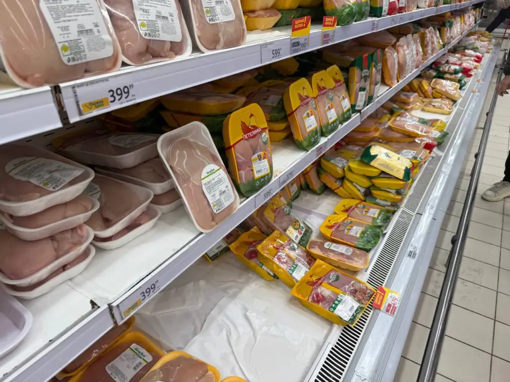 Накачано химозой: эта звучащая марка филе цыпленка оказалась в конце рейтинга экспертов Роскачества