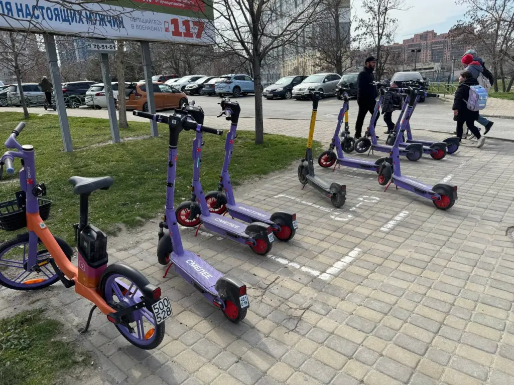 Всего одна такая фраза, а денег — целые карманы: что нужно говорить перед выходом из дома для богатства