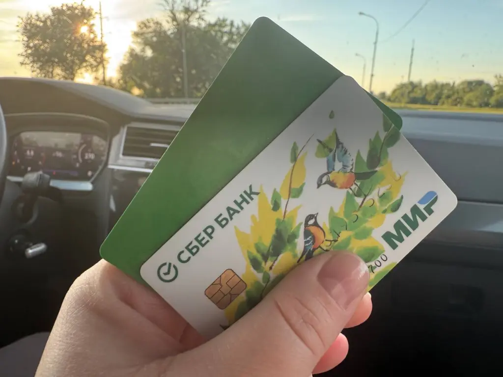 ЦБ натворил дел: банки массово отказывают в выдаче кредитных карт гражданам