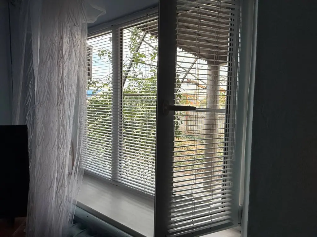 На окна теперь ничего не клею: применила простой трюк — в квартире тепло даже в -40