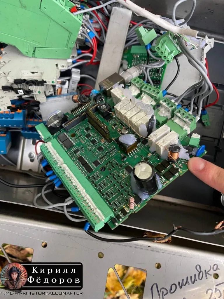 Полный фотосет обломков ракеты "Фламинго" (FP-5 Milanion), сбитой огнем ЗРПК "Панцирь-С1"