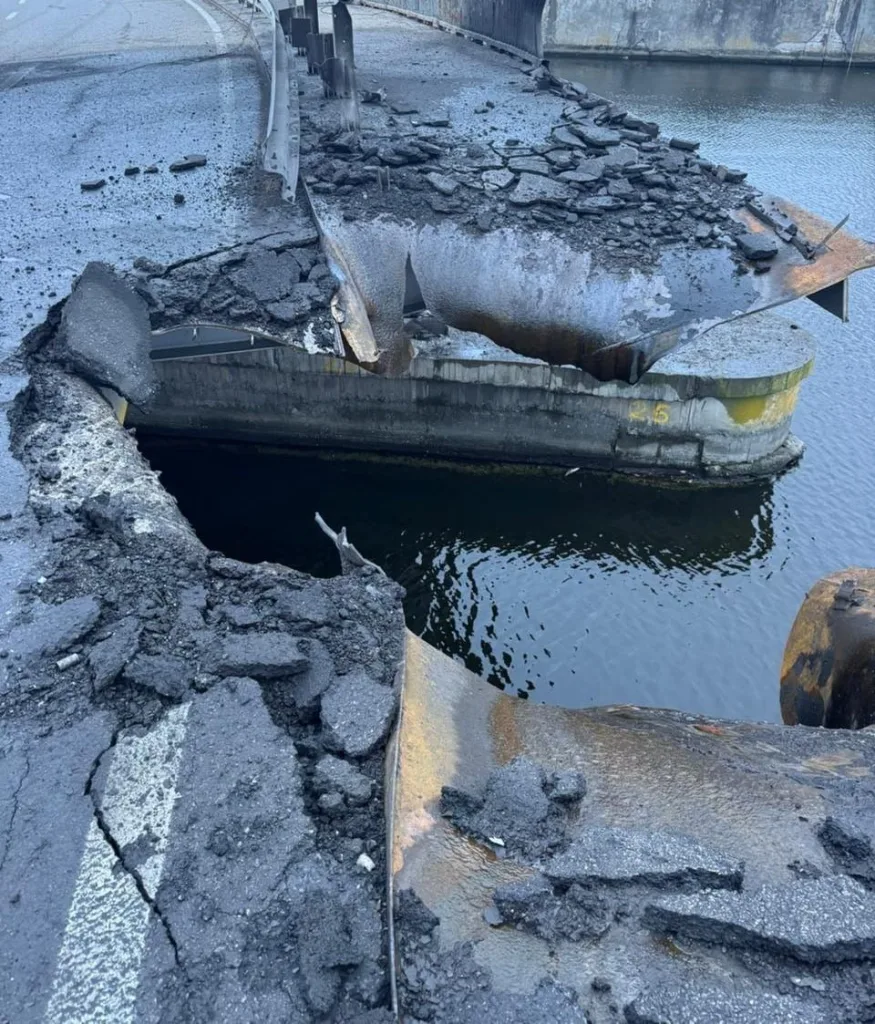 Подробные фото последствий прилета по машзалу и плотине ДнепроГЭС в результате ракетного удара 10 октября