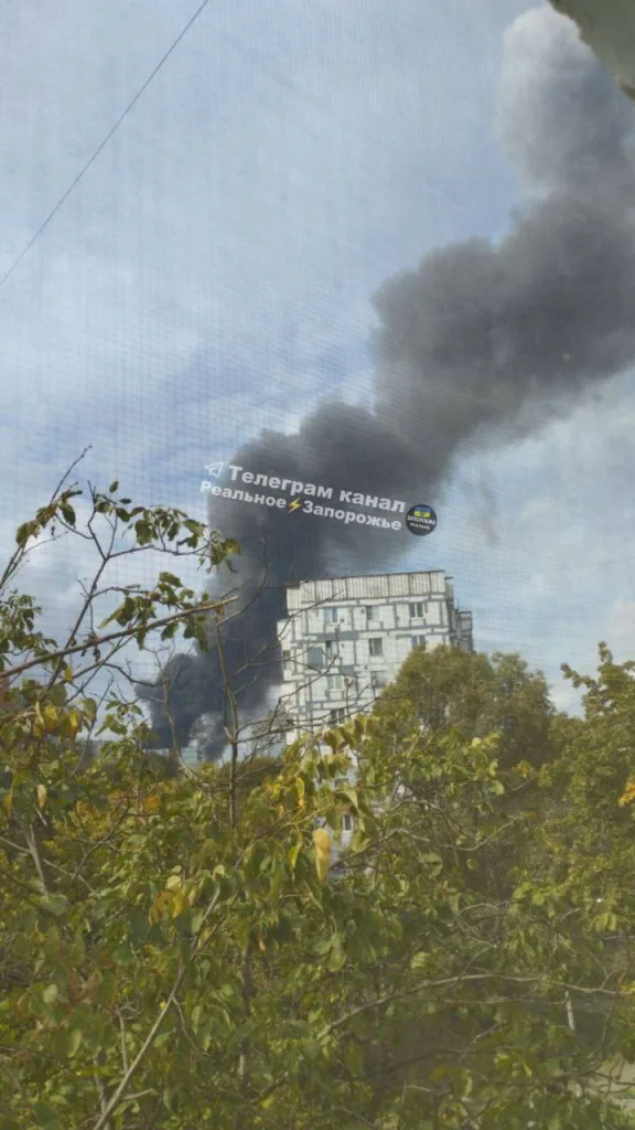 ВКС России нанесли удары ФАБ с УМПК по территории Запорожского машиностроительного завода им. В.И. Омельченко
