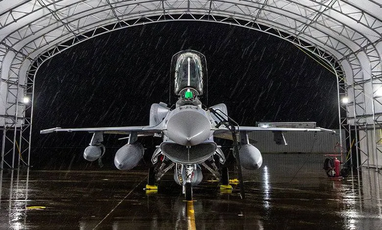 Lockheed Martin рапортует, что на 3-ю авиабазу ВВС Болгарии Граф Игнатьево прибыли из США ещё два новых истребителя F-16 Block 70 (одноместный и спарка)