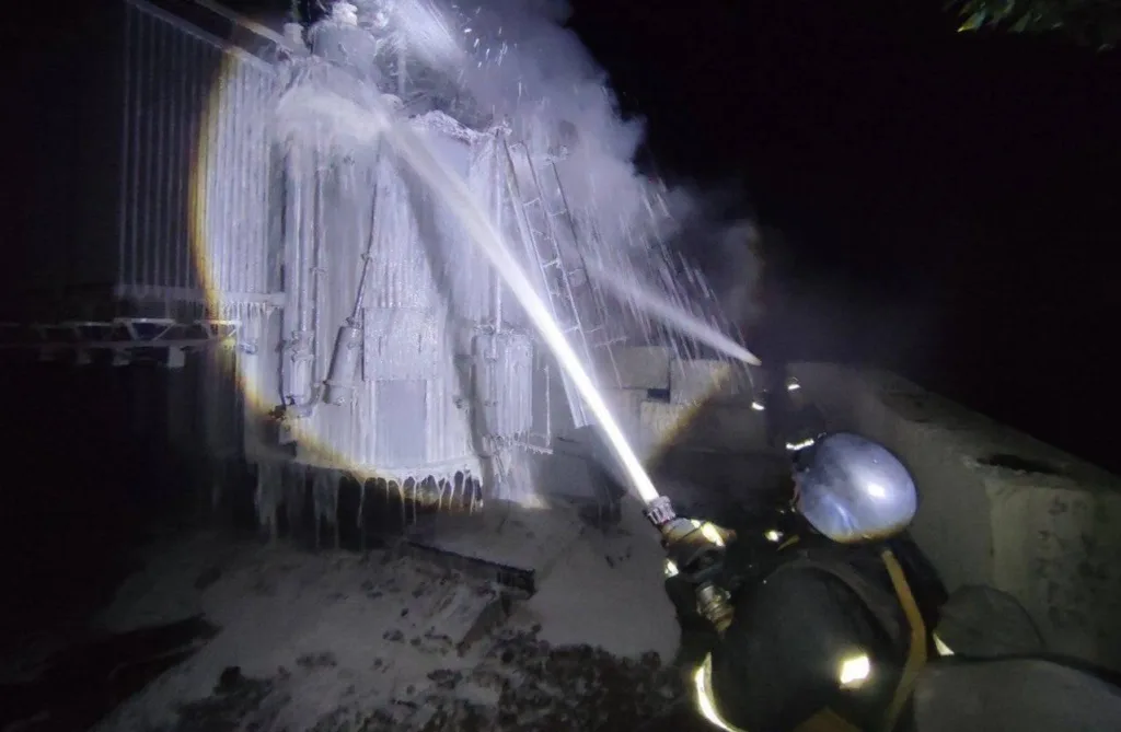 Серия ночных ударов по нефтегазовой и энергетической инфраструктуре Украины