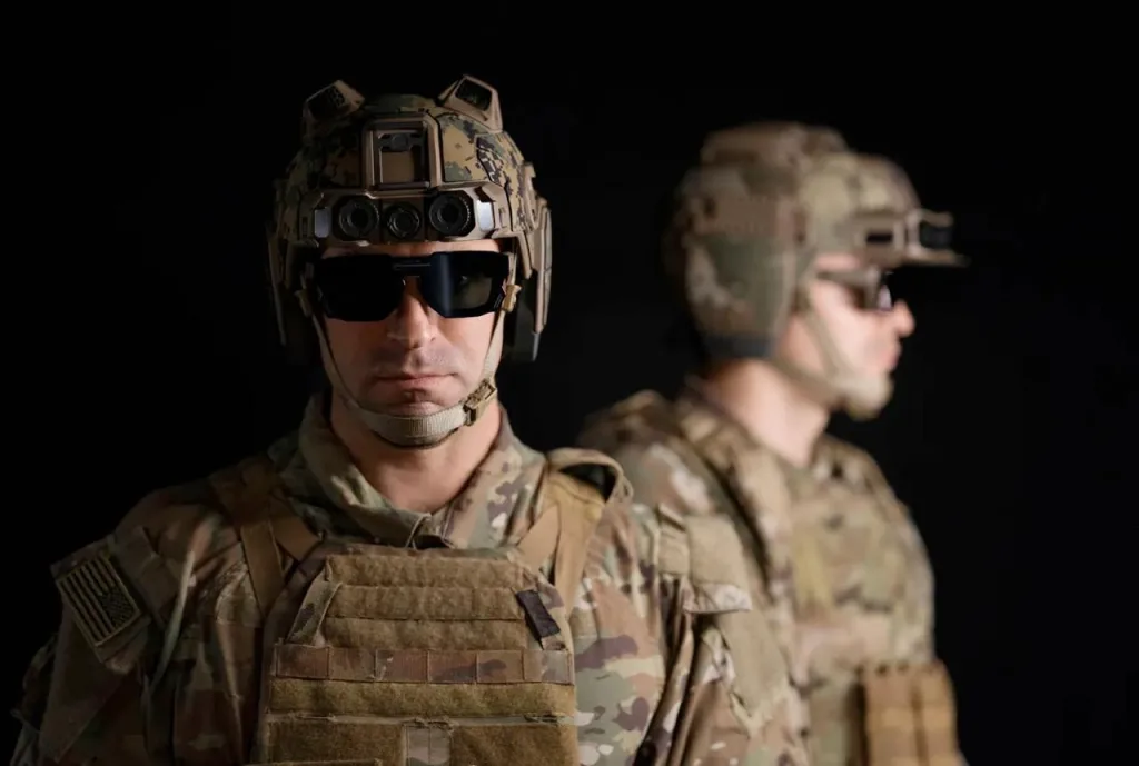 Компания Anduril представила систему EagleEye — полностью интегрированный баллистический шлем со смешанной реальностью (MR), разработанный совместно с Meta