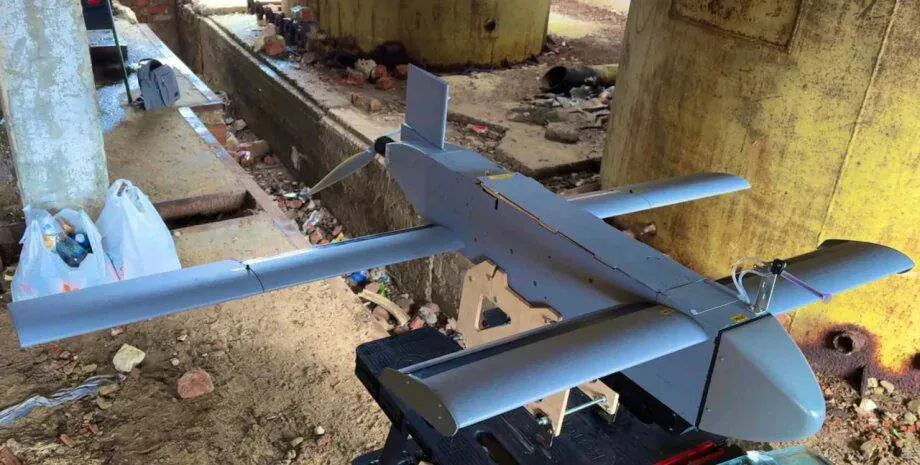 Дрон-камикадзе AQ 100 Bayonet (немцы называют HF-1) во время атаки на слобода Белая в Курской области