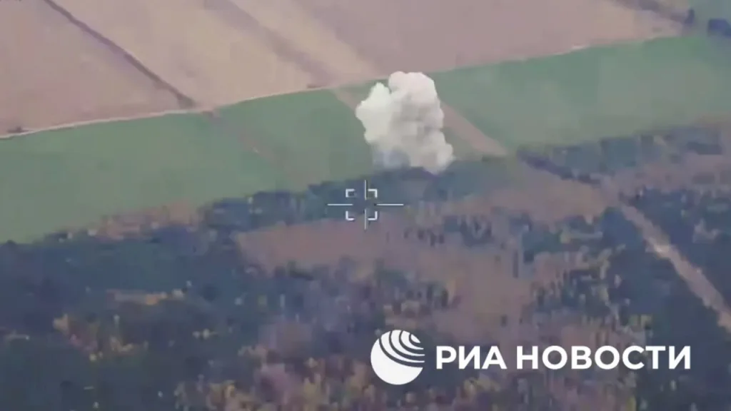 Уничтожение украинской РСЗО ударом ОТРК "Искандер-М" в Черниговской области