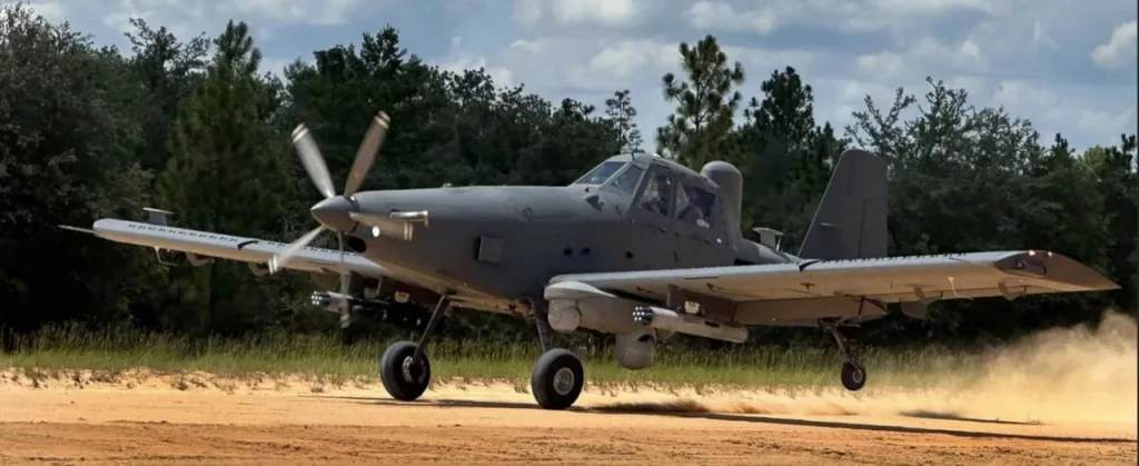 ВВС Израиля заказали штурмовик. Пилотируемый