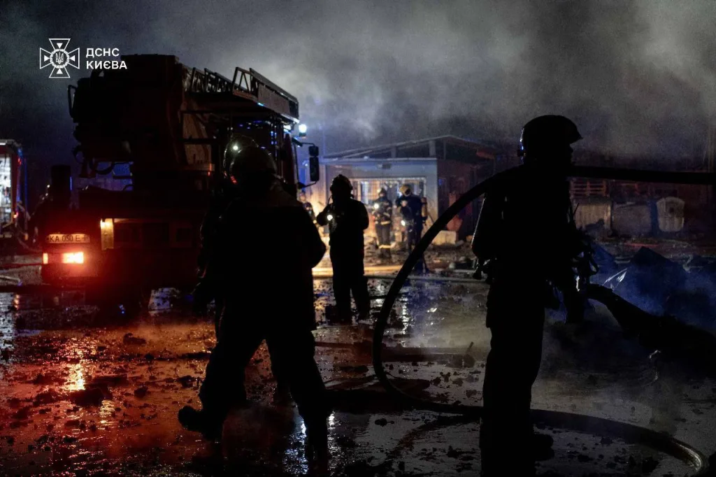 ВС РФ ночью нанесли комбинированные удары по объектам в четырёх областях Украины