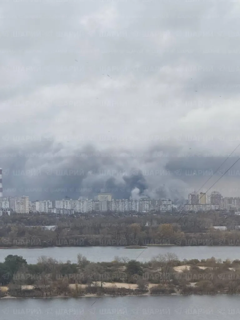 Мощный удар по энергетике Киева: горит ТЭЦ-6, без света может остаться весь левый берег